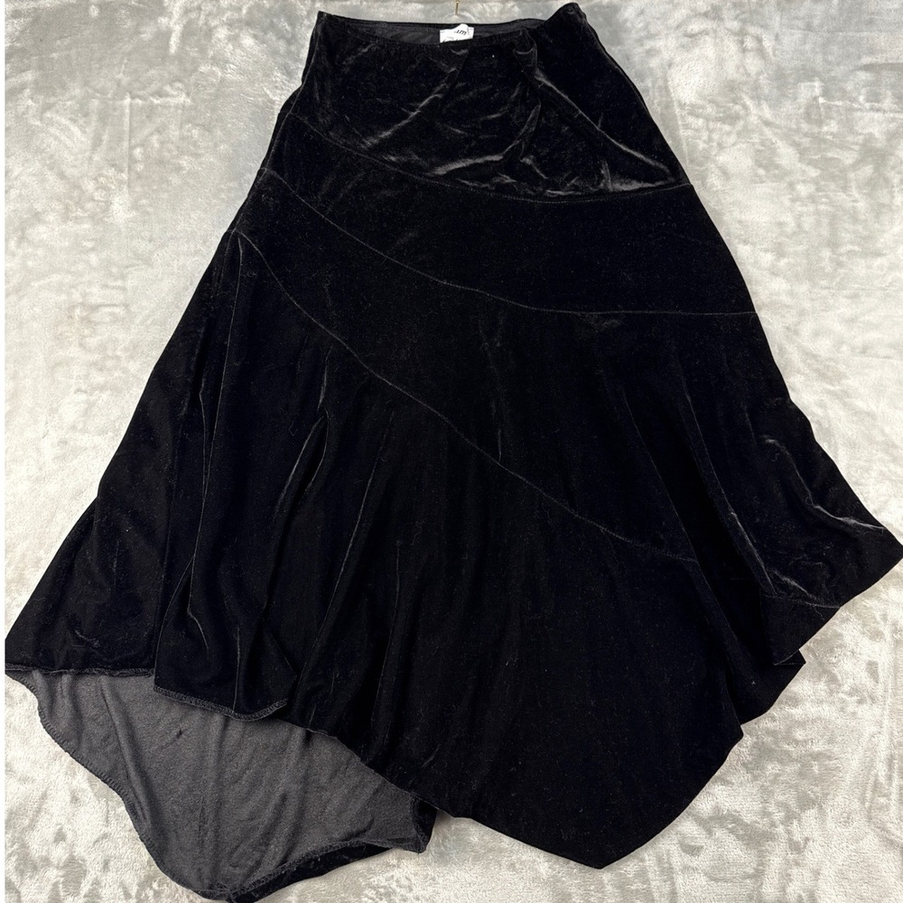 Etam Skirt Womens 4 Handkerchief Hem Black Velvet Tiered Midi Made in Italy EUC